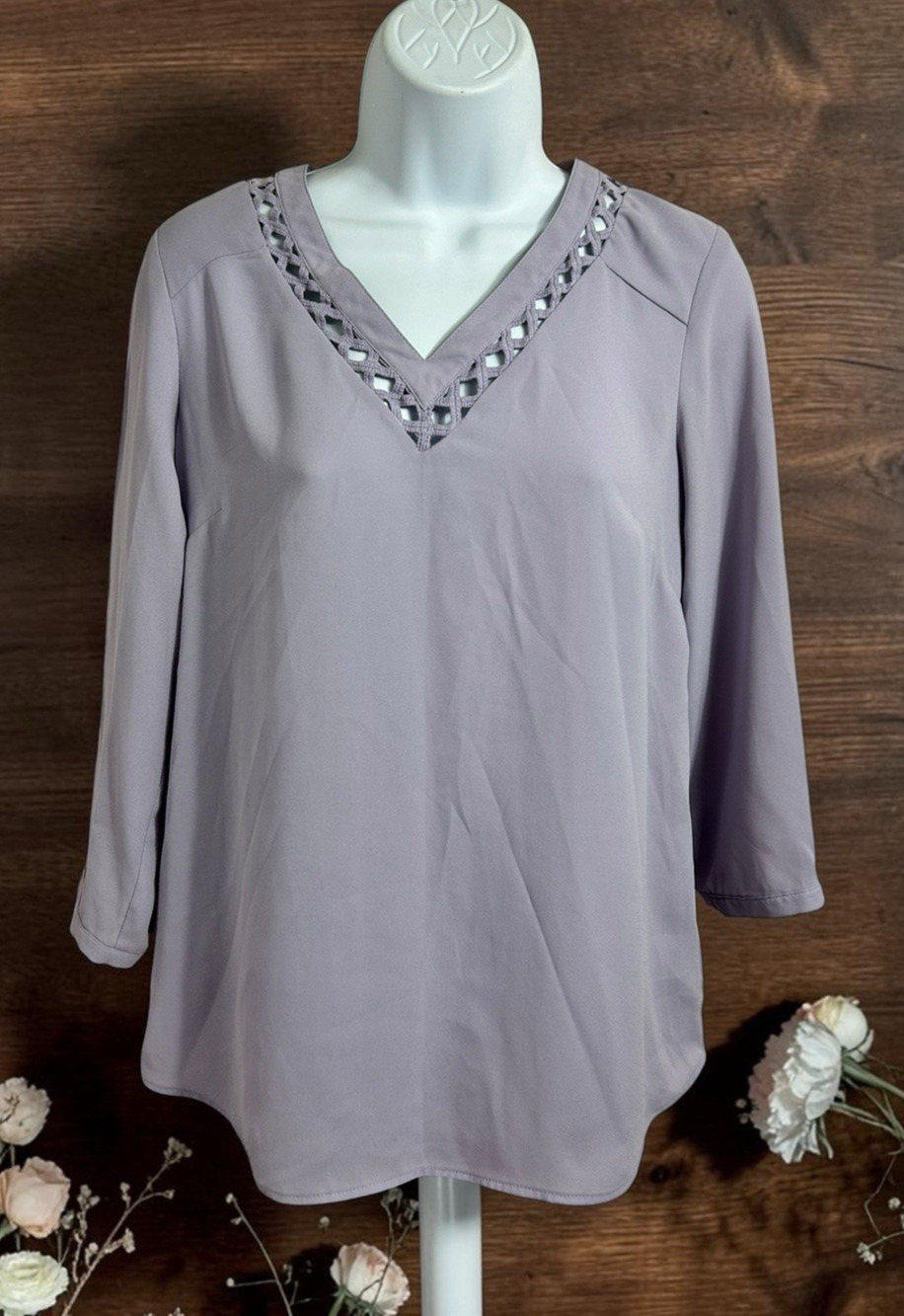 The Limited Purple V-Neck Blouse Sz Small 3/4 Sleeves Flowy Office Wear Top